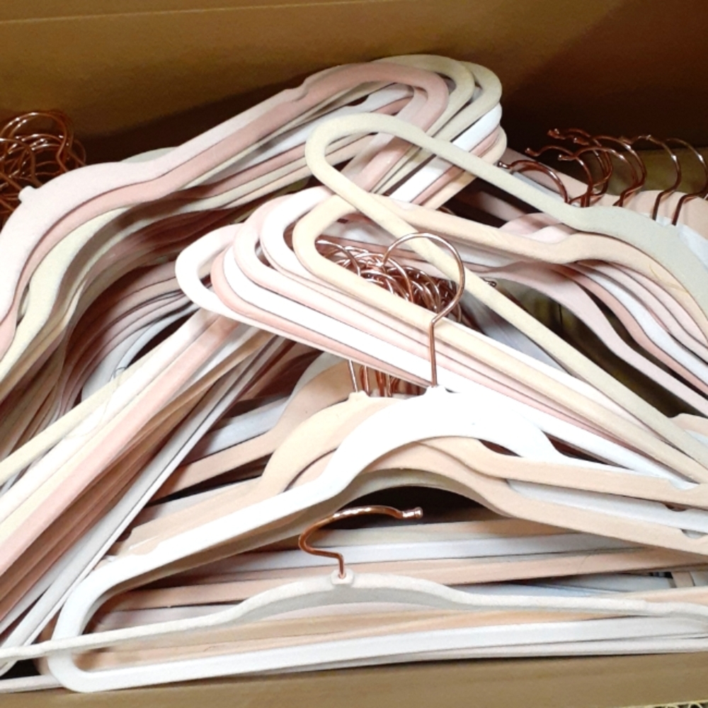 Pink Suede Hangers 25 pcs